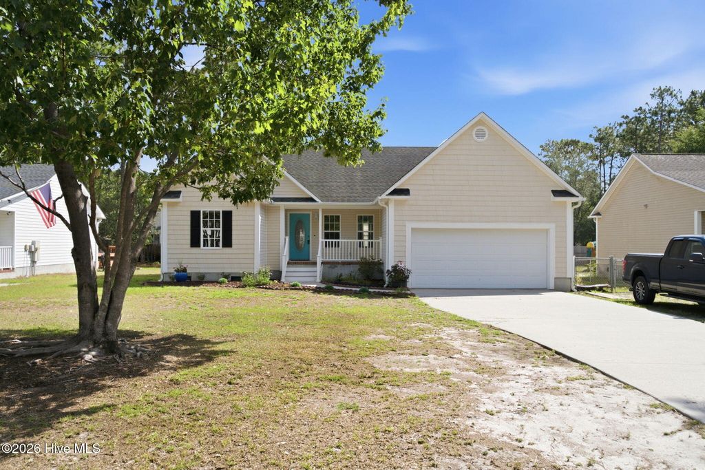 Photo of 324 Ash Road, Southport, NC 28461 (MLS # 100583665)