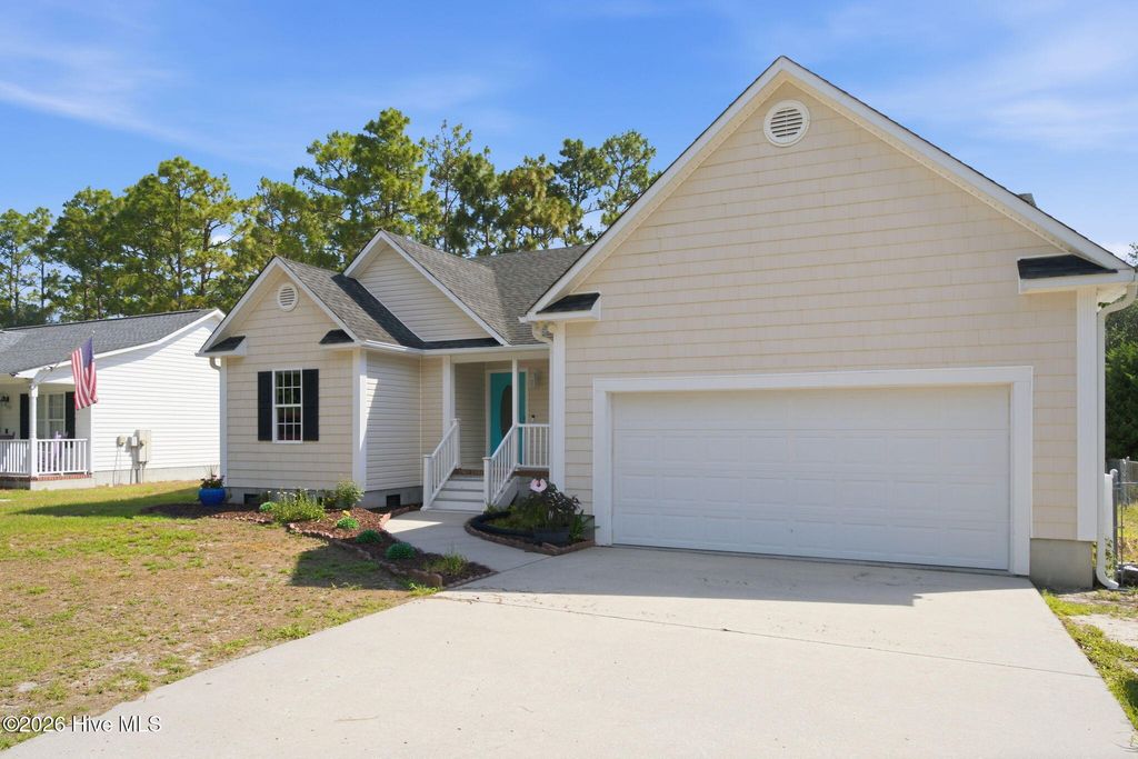Photo of 324 Ash Road, Southport, NC 28461 (MLS # 100583665)