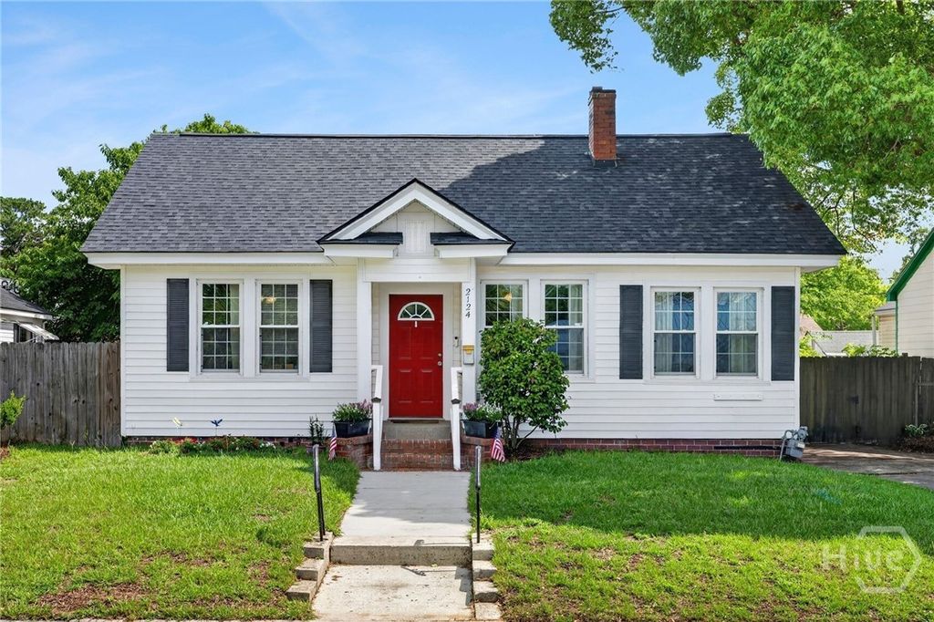 Photo of 2124 E 39th Street, Savannah, GA 31404 (MLS # SA359218)