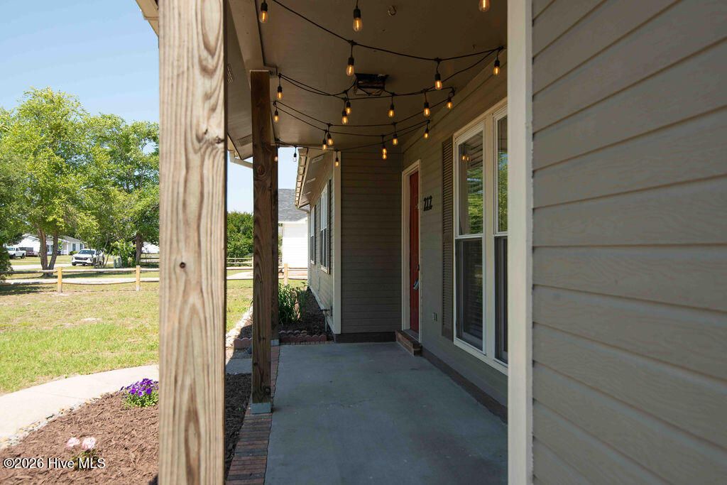 Photo of 212 W Volant Street, Hubert, NC 28539 (MLS # 100575858)