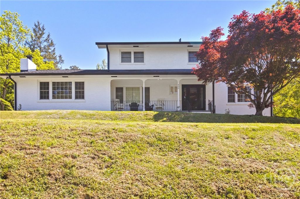 Photo of 400 Somerset Drive, Athens, GA 30606 (MLS # CL353394)