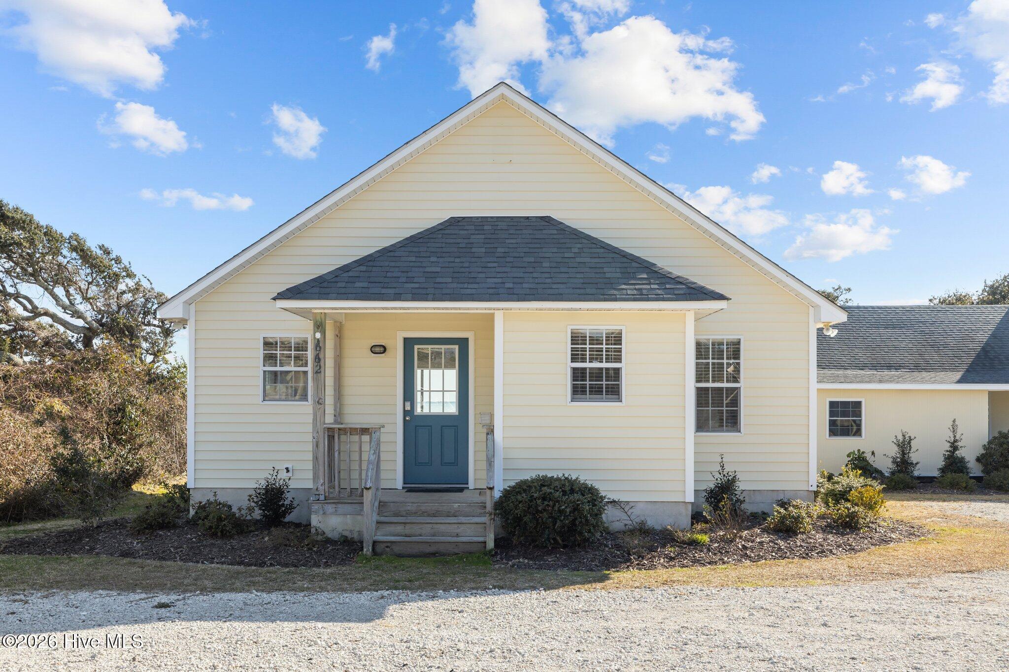 662 Island Road