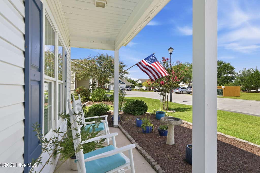 Photo of 115 Palmetto Place Circle, Beaufort, NC 28516 (MLS # 100594940)