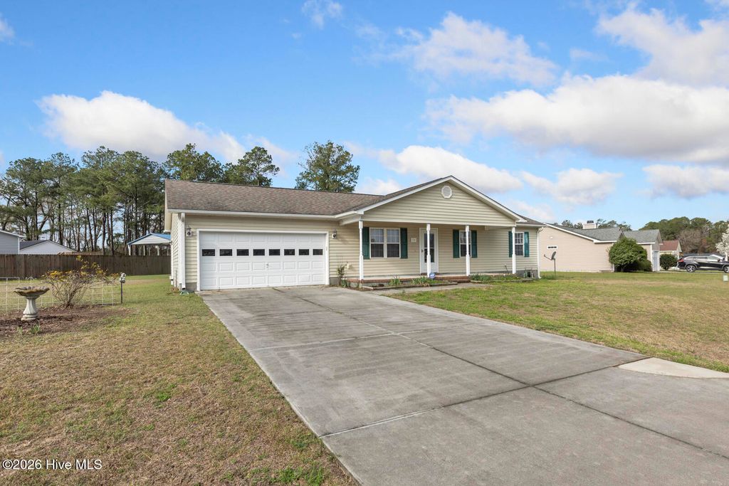 Photo of 114 Appleton Lane, Richlands, NC 28574 (MLS # 100560004)