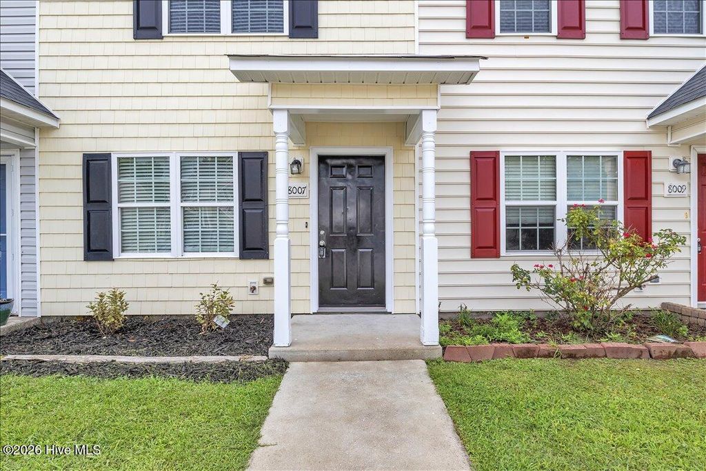 Photo of 8007 Banister Loop, Jacksonville, NC 28546 (MLS # 100590812)
