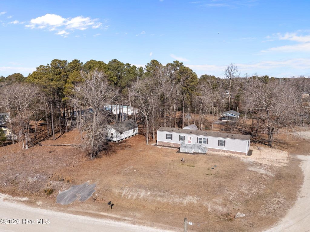 Photo of 410 Fawn Drive, Hampstead, NC 28443 (MLS # 100551918)