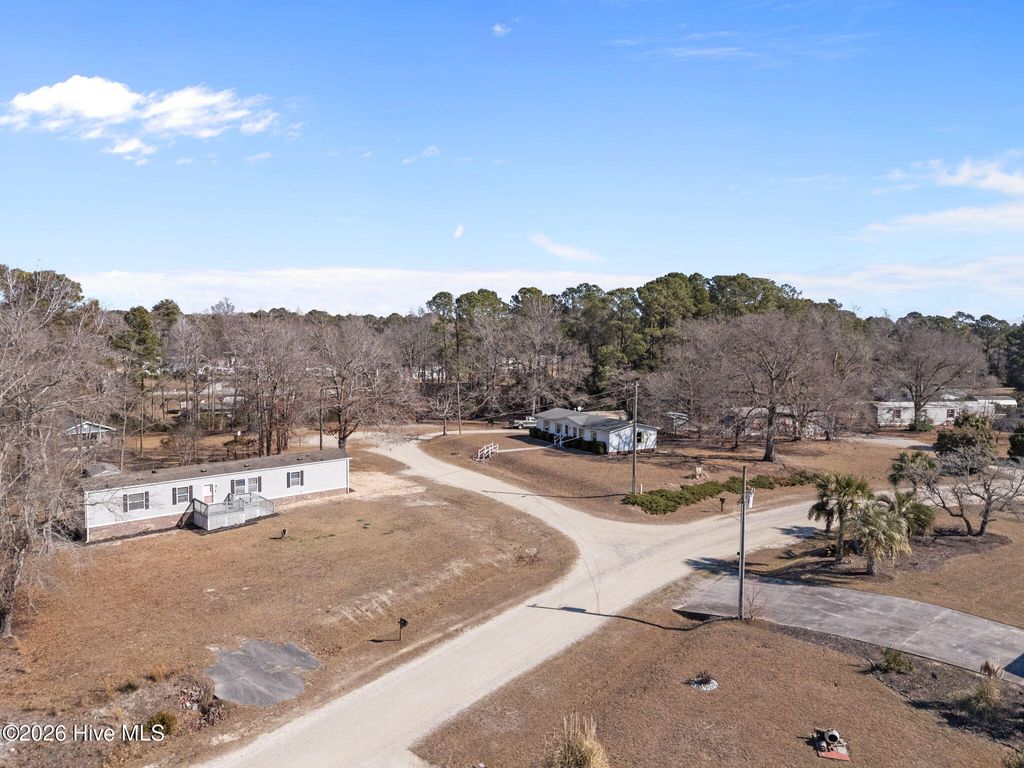 Photo of 410 Fawn Drive, Hampstead, NC 28443 (MLS # 100551918)