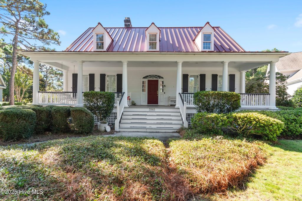 Photo of 3565 St James Drive SE, Southport, NC 28461 (MLS # 100529368)