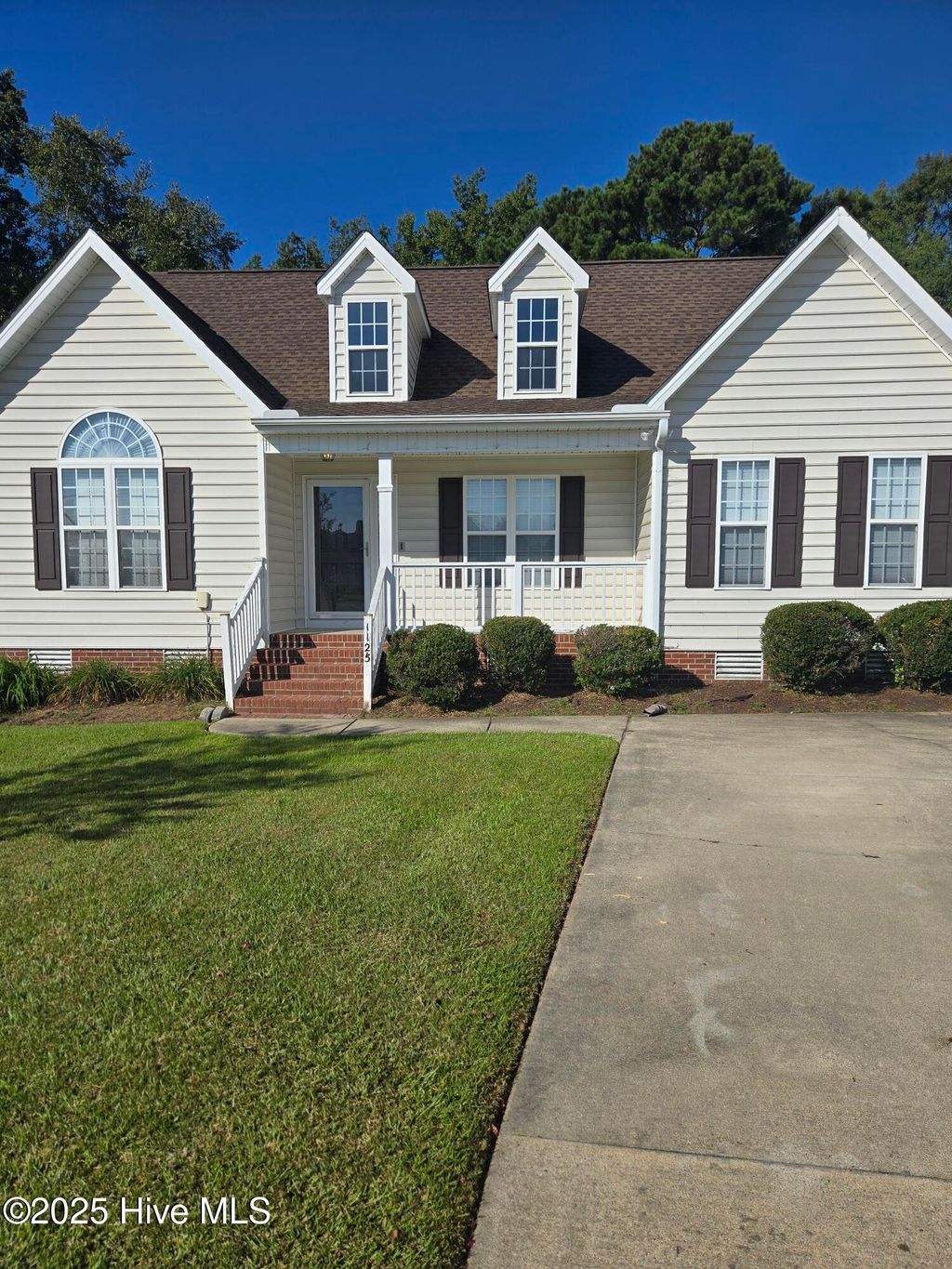 Photo of 1125 Sebring Drive, Winterville, NC 28590 (MLS # 100526003)