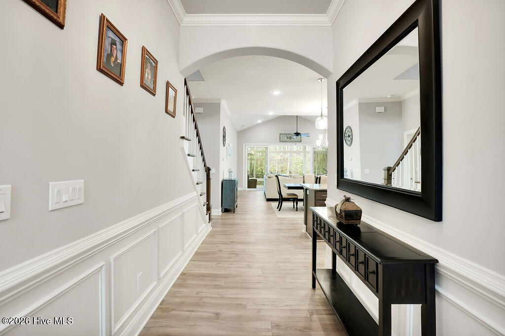 1244 N Sleepy Oak Lane