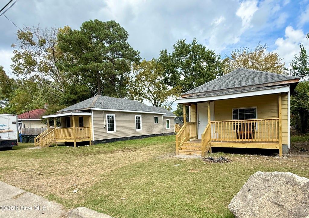 Photo of 911 Washington Street E, Wilson, NC 27893 (MLS # 100604778)
