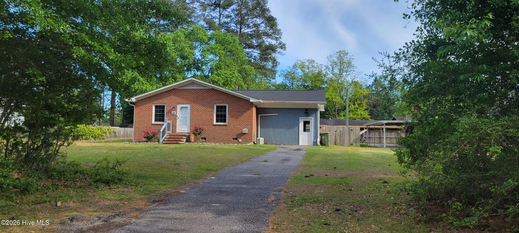 Photo of 110 Landon Drive, Washington, NC 27889 (MLS # 100571027)