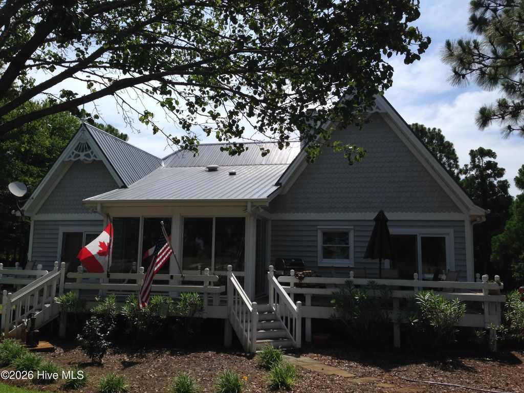 Photo of 8812 Sedgley Drive, Wilmington, NC 28412 (MLS # 100566160)