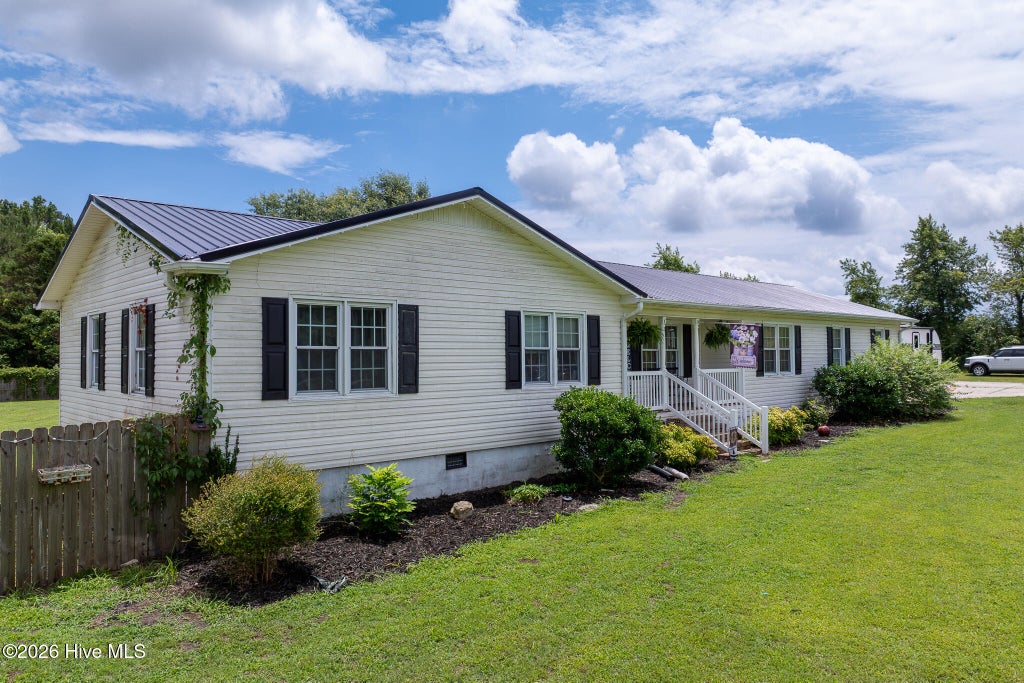 Photo of 388 Comfort Road, Richlands, NC 28574 (MLS # 100582810)