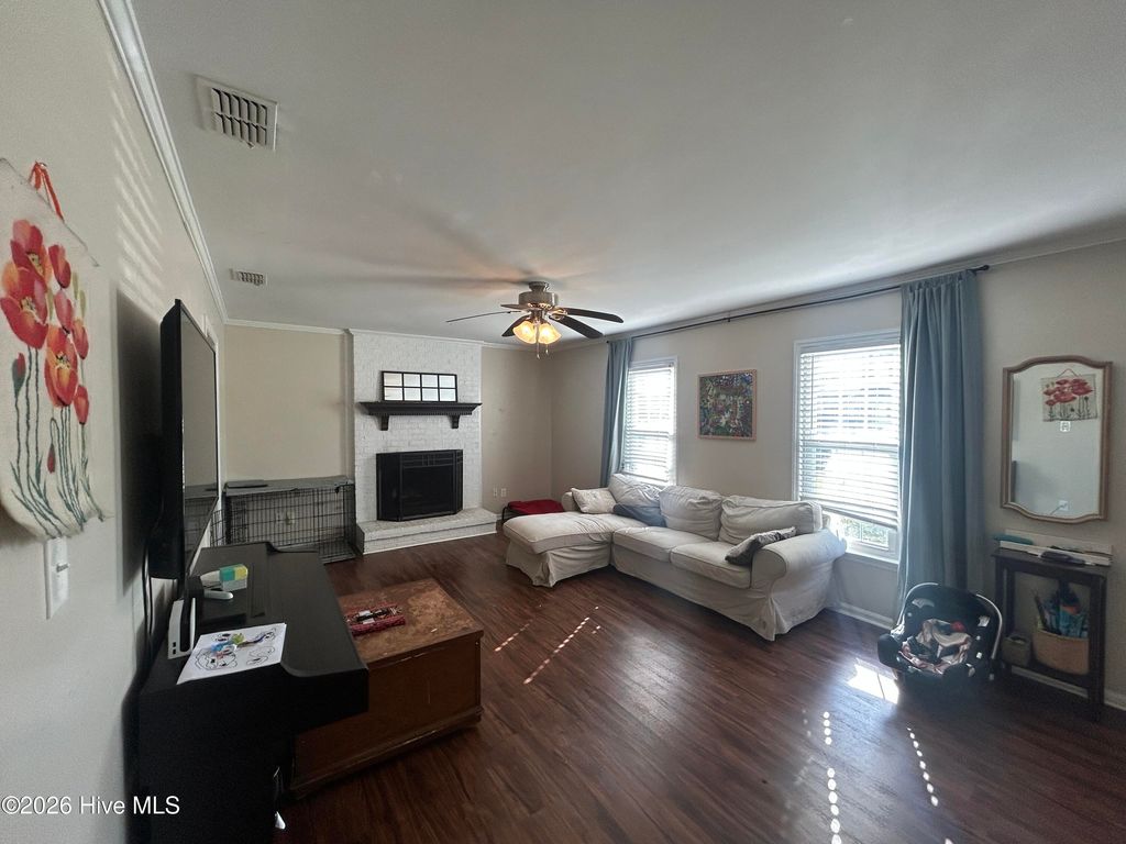 Photo of 109 Jennie Drive, Jacksonville, NC 28546 (MLS # 100572298)