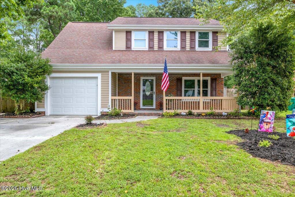 Photo of 434 Wolf Run Lane, Jacksonville, NC 28546 (MLS # 100592906)