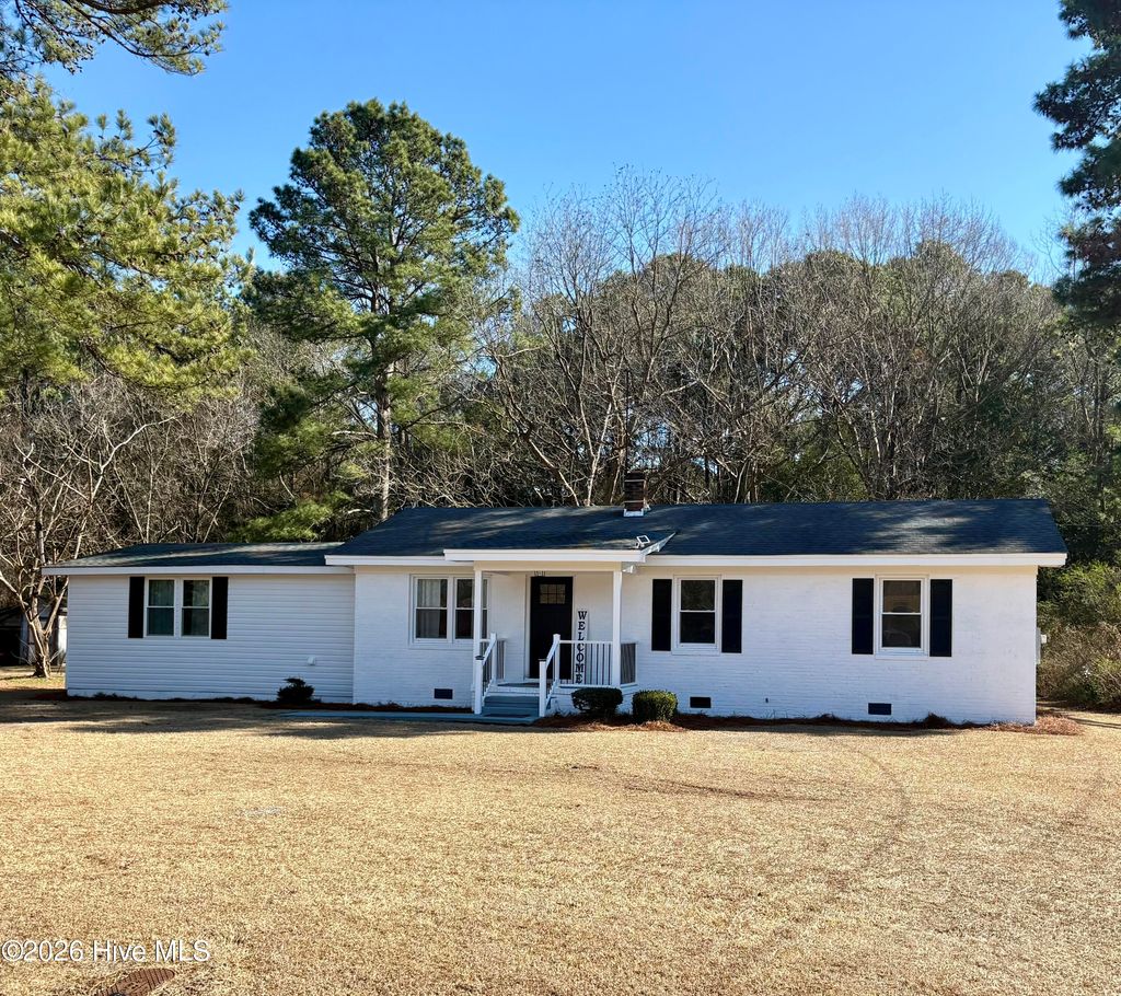 Photo of 1508 Airport Road NE, Pikeville, NC 27863 (MLS # 100551052)