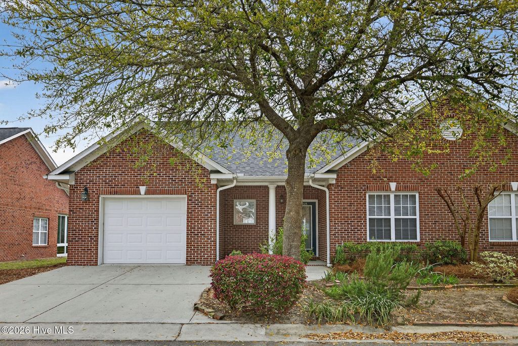 Photo of 6025 Banded Tulip Drive, Wilmington, NC 28412 (MLS # 100562994)