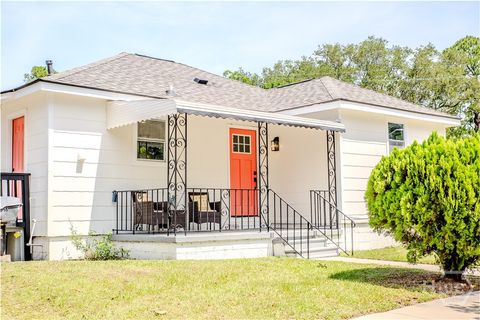 Homes For Sale - 201 Lawton Avenue<br/> Savannah, GA 31404