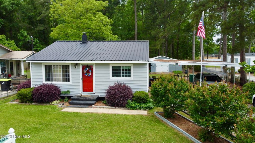 Photo of 407 E Fremont Street, Kenly, NC 27542 (MLS # 100571122)