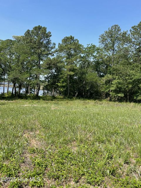Vacant Land For Sale - 406 Red Drum Way<br/> Swansboro, NC 28584