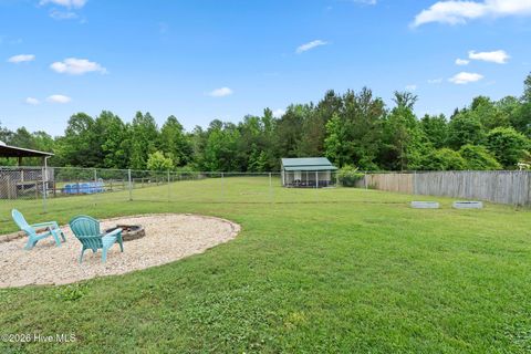 Tiny photo for 198 Maready Road, Jacksonville, NC 28546 (MLS # 100574014)