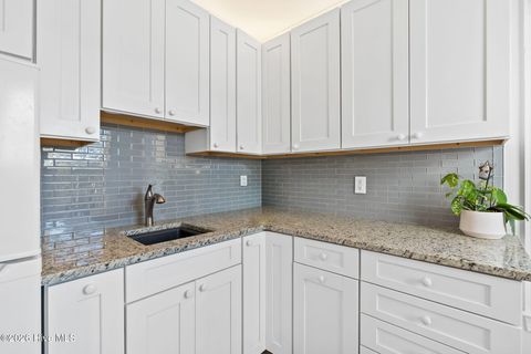 Tiny photo for 489 River Bluff Drive #Unit 1, Shallotte, NC 28470 (MLS # 100550804)