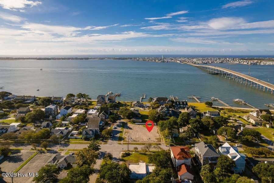 Photo of 2103 Evans Street, Morehead City, NC 28557 (MLS # 100587208)