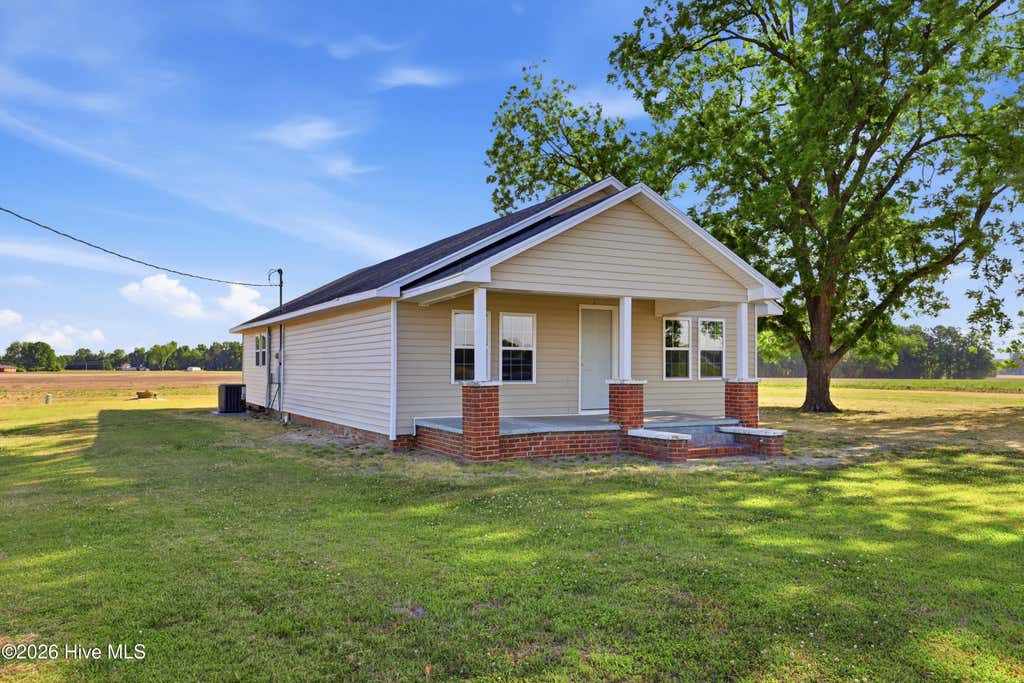 Photo of 1160 Waller Road, Mount Olive, NC 28365 (MLS # 100586701)