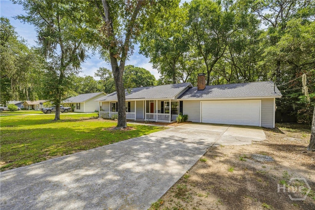 Photo of 16 Wiggins Road RD, Ladys Island, SC 29907 (MLS # SA360513)