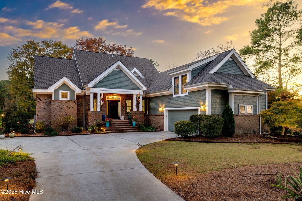 Photo of 112 Cedar Court, Wallace, NC 28466 (MLS # 100538527)