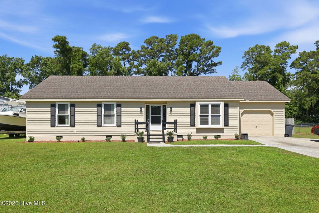 Photo of 705 Hedrick Boulevard, Morehead City, NC 28557 (MLS # 100583786)