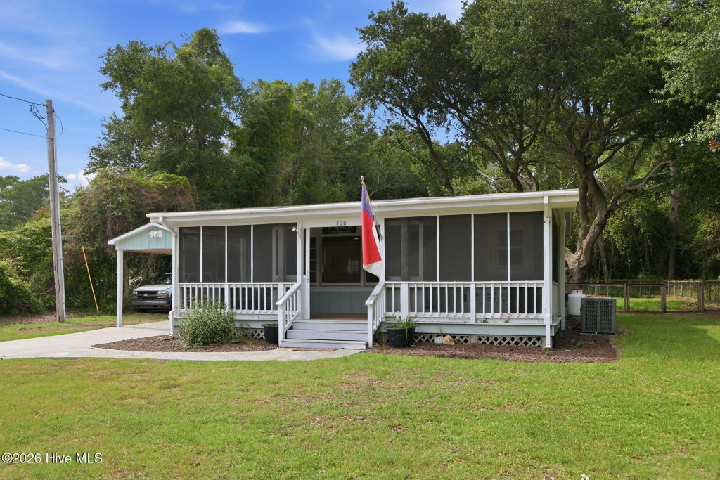Photo of 390 Pearson Circle, Newport, NC 28570 (MLS # 100599677)