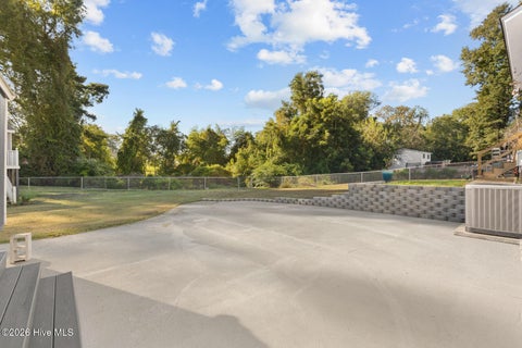 Tiny photo for 318 White Oak Street, Jacksonville, NC 28540 (MLS # 100610377)