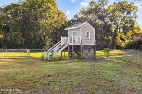 Tiny photo for 318 White Oak Street, Jacksonville, NC 28540 (MLS # 100610377)