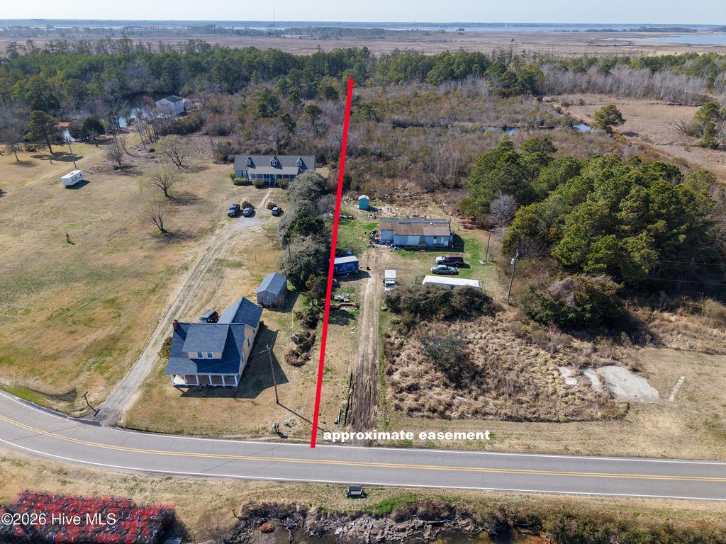 Photo of 959 Waterlily Road, Coinjock, NC 27923 (MLS # 100561979)