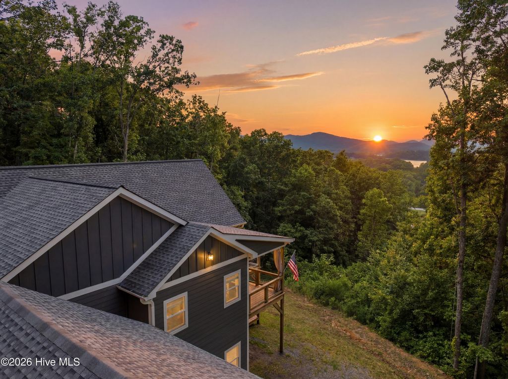 Photo of 154 Blueberry Hill, Hayesville, NC 28904 (MLS # 100584365)