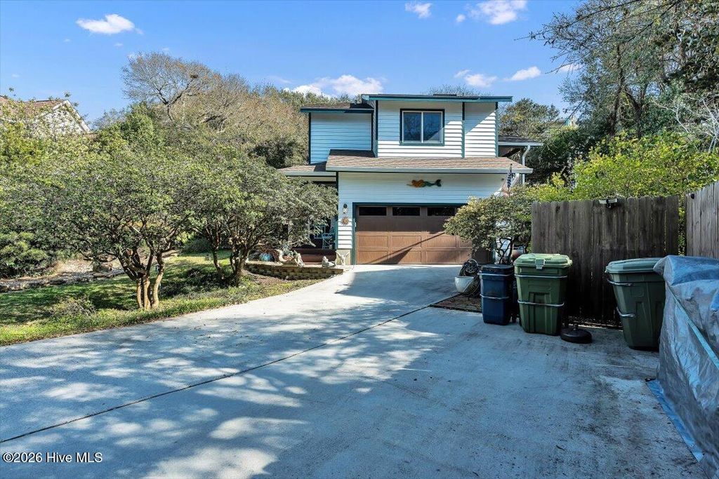 Photo of 5505 Fredeen Court, Emerald Isle, NC 28594 (MLS # 100561735)