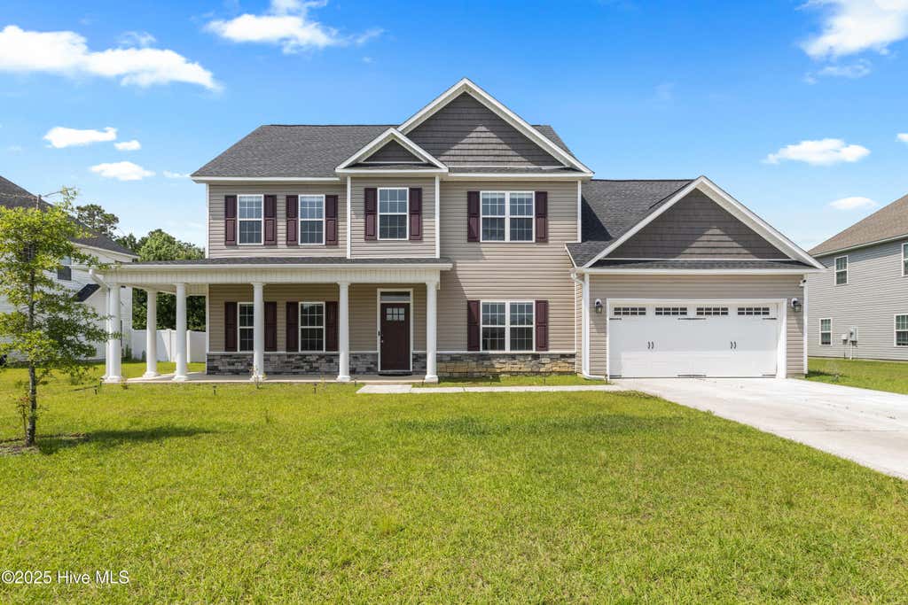 Photo of 215 Old Field School Lane, Jacksonville, NC 28546 (MLS # 100594846)