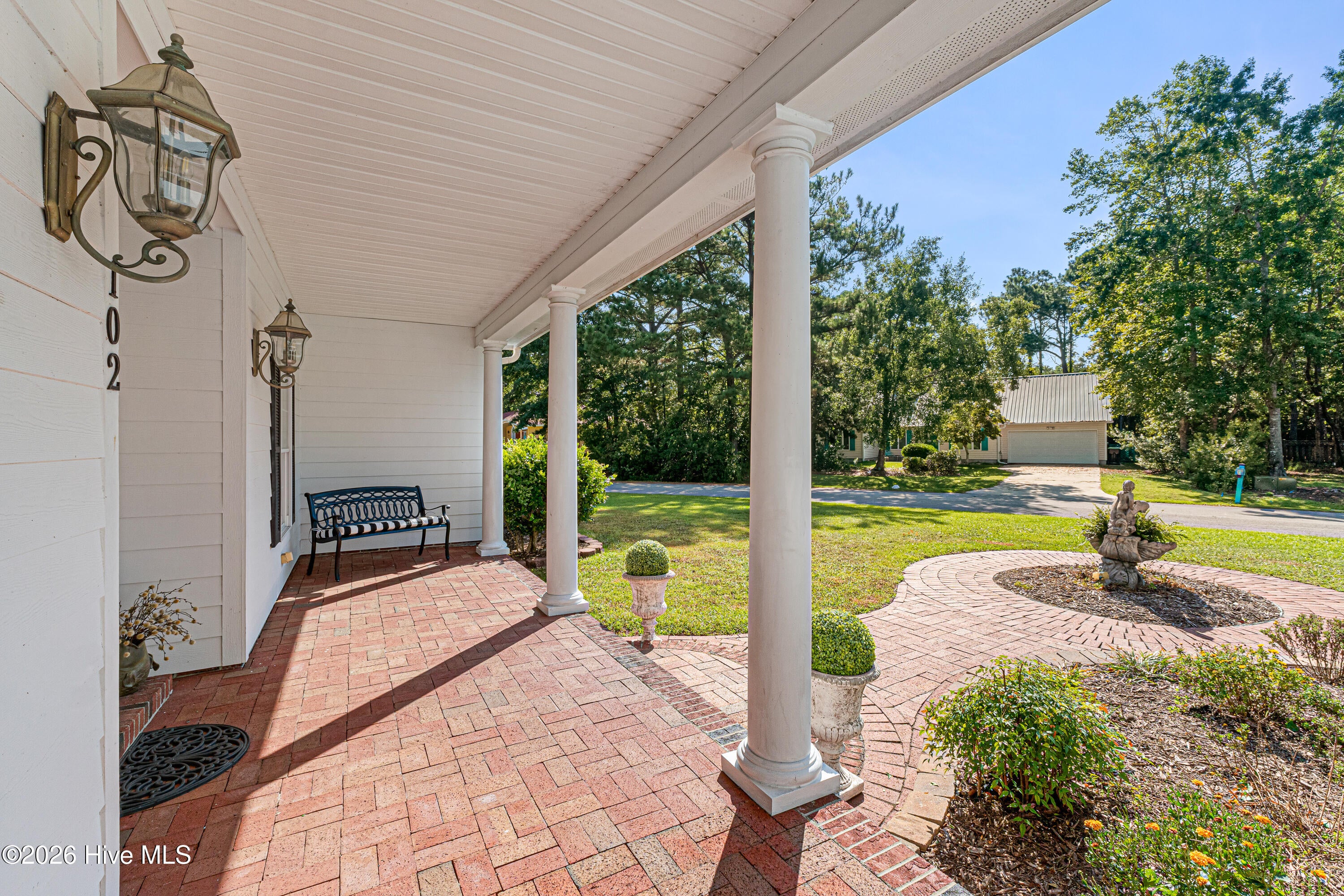 102 Fairway Drive W