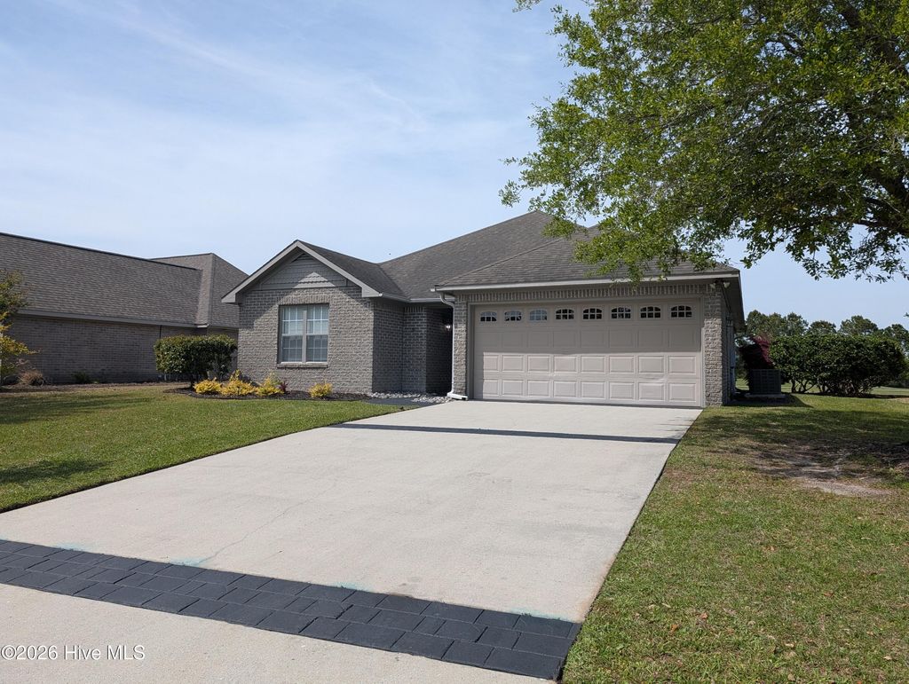 Photo of 51 Castle Bay Drive, Hampstead, NC 28443 (MLS # 100565502)