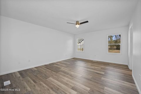 Tiny photo for 136 Kemberly Court, Jacksonville, NC 28540 (MLS # 100545145)