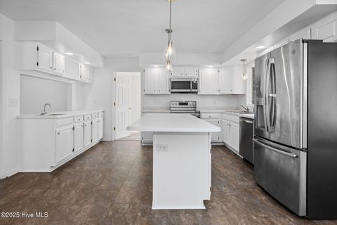 Tiny photo for 136 Kemberly Court, Jacksonville, NC 28540 (MLS # 100545145)