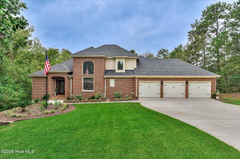 Photo of 124 Waters Edge Drive, McCormick, SC 29835 (MLS # 100604415)
