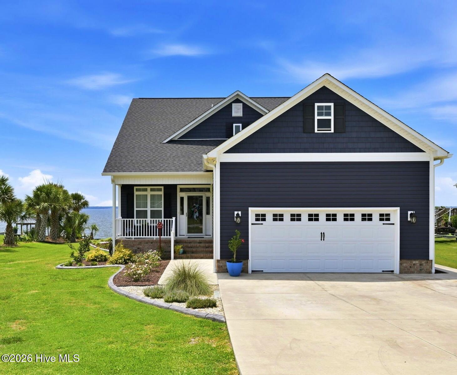 Picture for the property 100581934, 3 beds, 3 baths