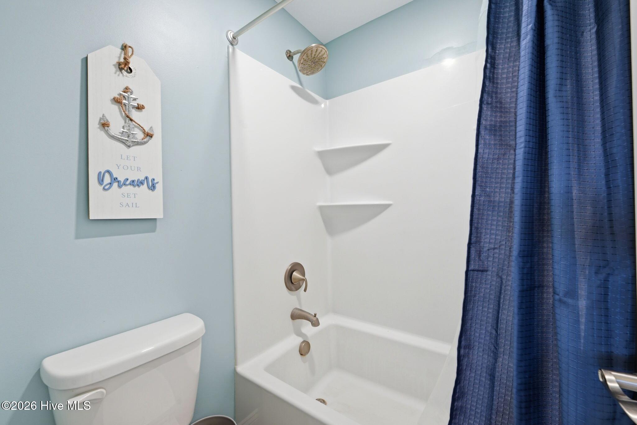 Picture for the property 100581934, 3 beds, 3 baths