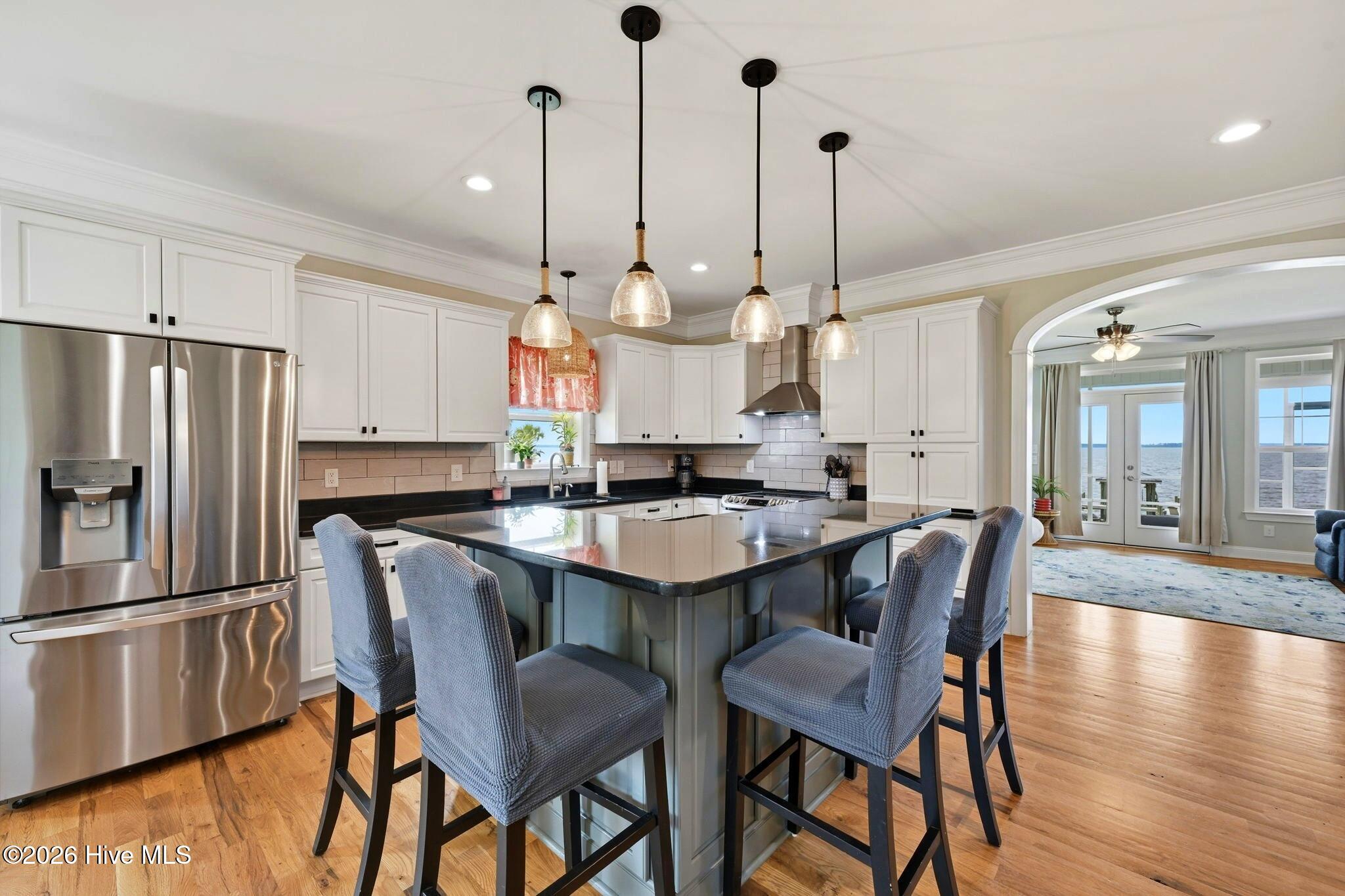 Picture for the property 100581934, 3 beds, 3 baths