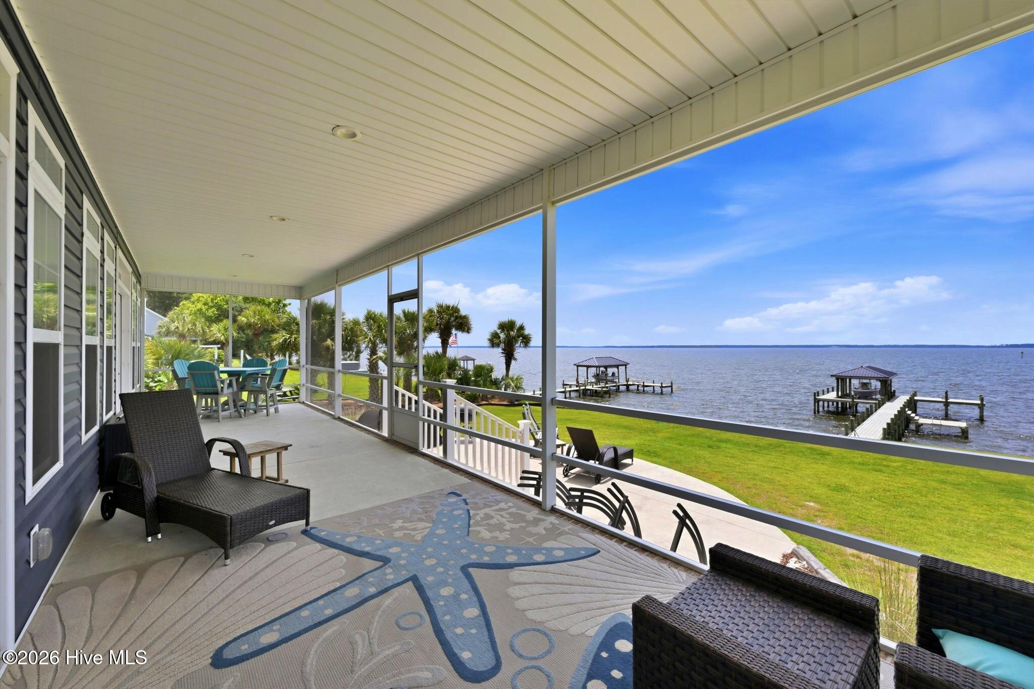 Picture for the property 100581934, 3 beds, 3 baths