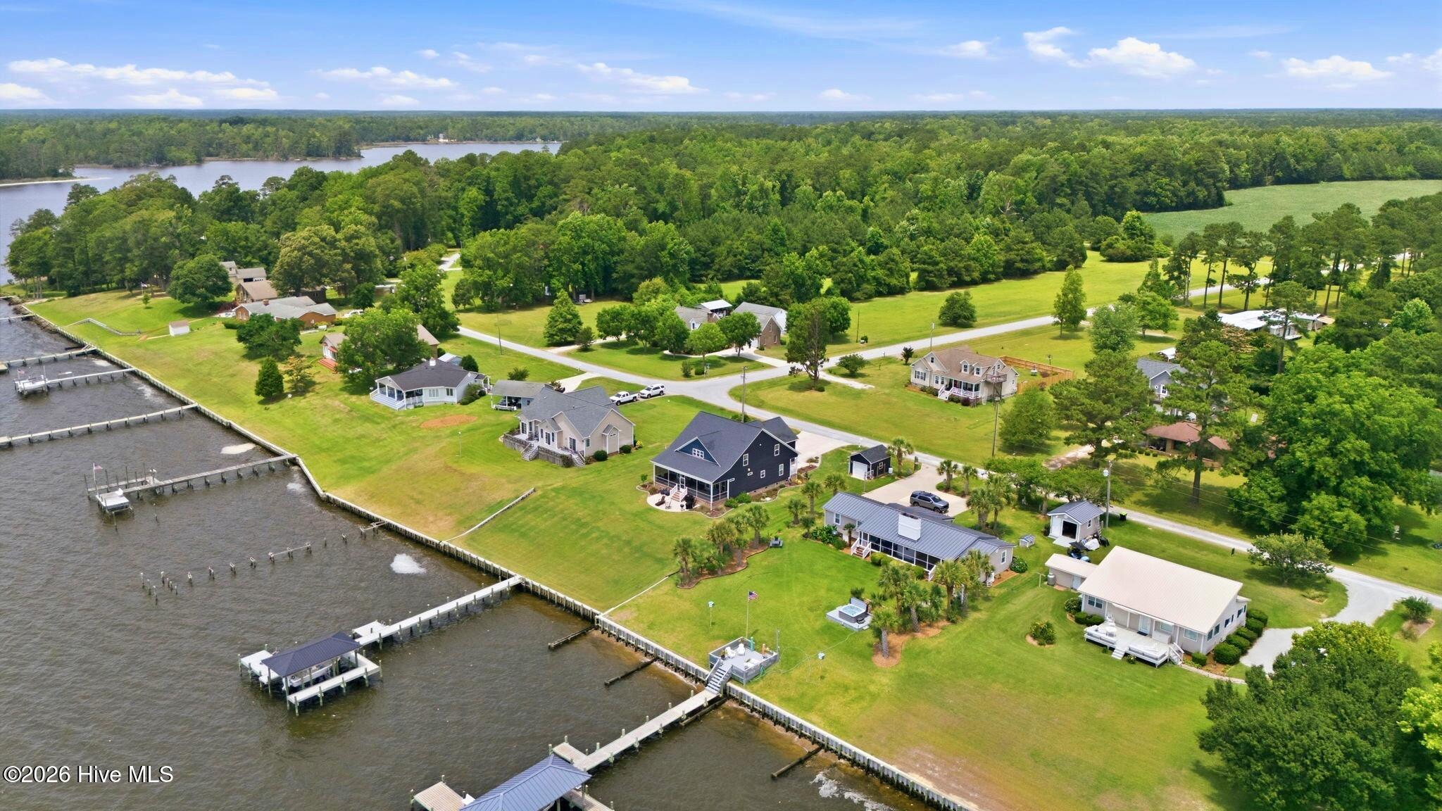Picture for the property 100581934, 3 beds, 3 baths