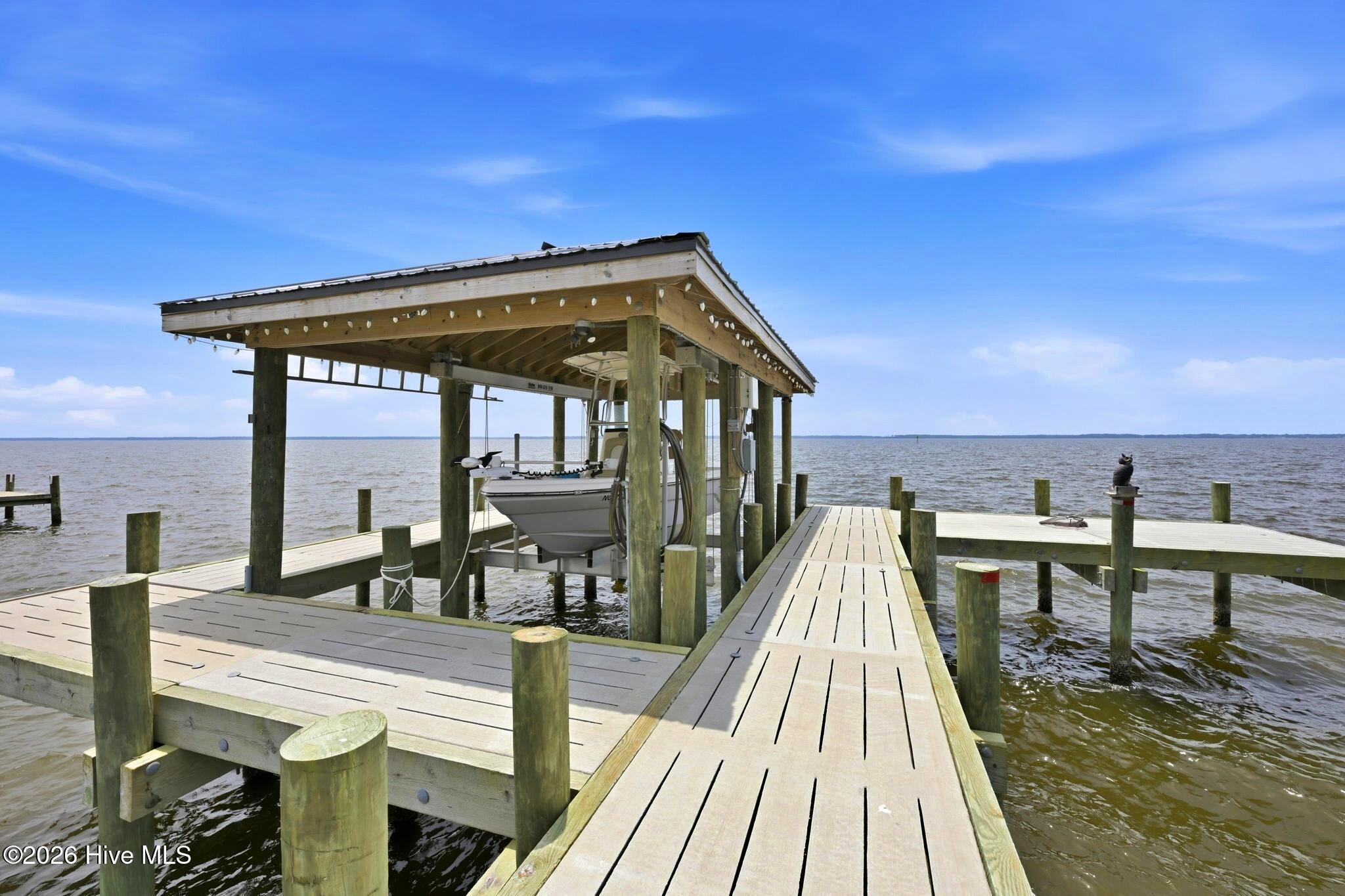 Picture for the property 100581934, 3 beds, 3 baths